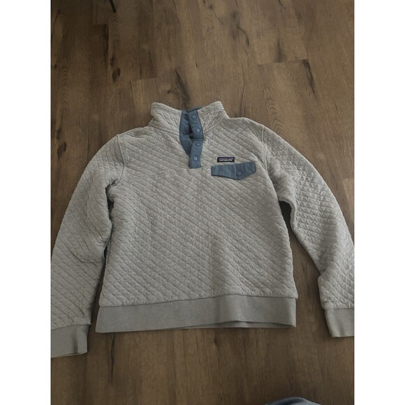 Patagonia Sweaters - Patagonia Quilted Organic Cotton Snap-T Pullover Women's medium Gray